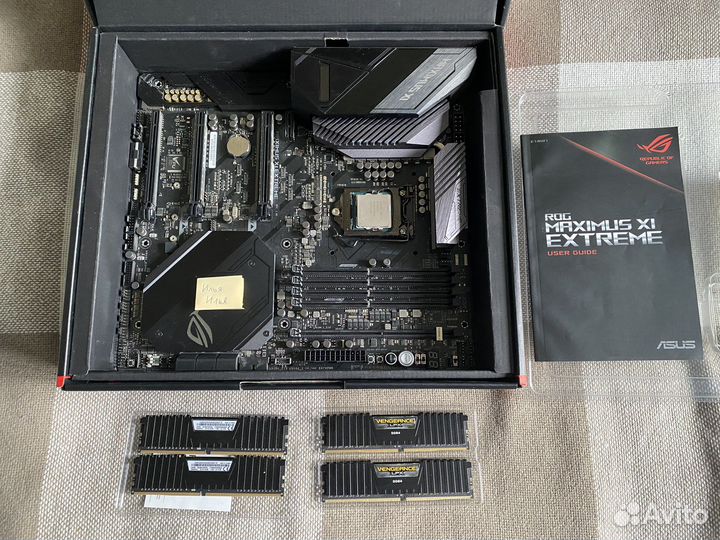 Asus Z390 XI extreme / i9 - 9900KS 4.00GHz / 32Gb