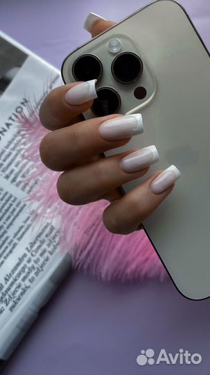 Маникюр и педикюр