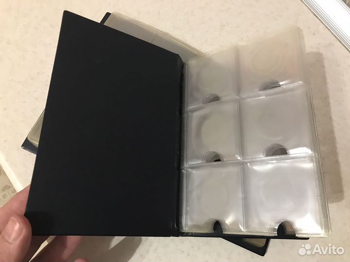 Альбомы для монет в холдерах Numis