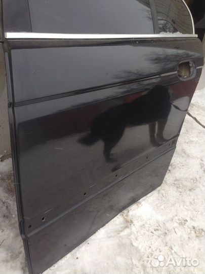 Задняя левая дверь е39
