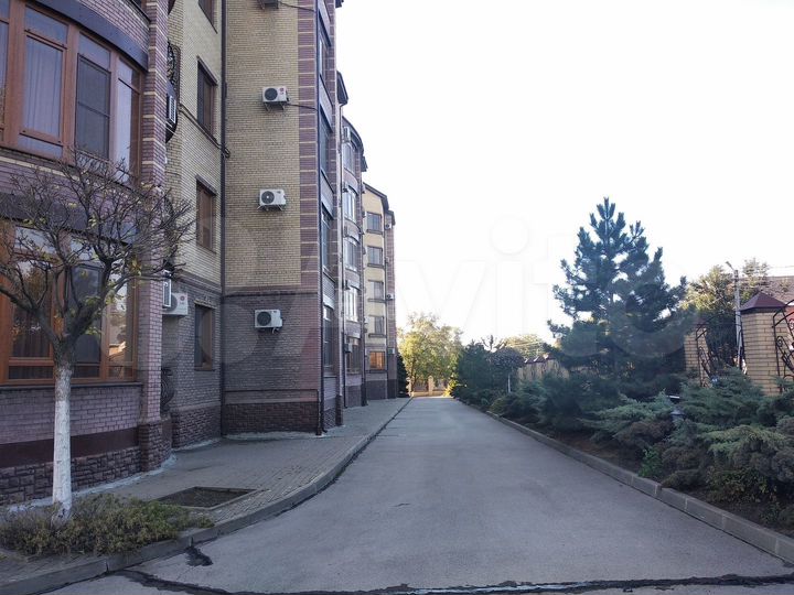 1-к. квартира, 62 м², 5/5 эт.