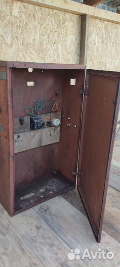 Ящик металлический