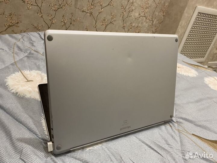 Microsoft surface laptop