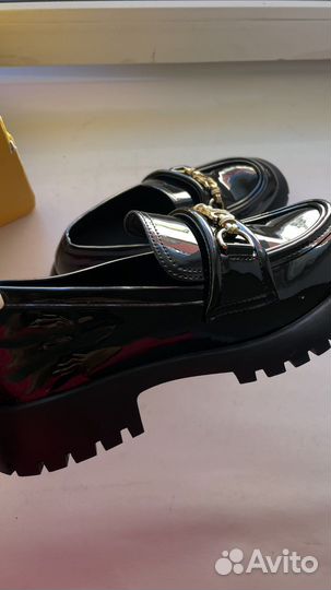 Лоферы для подростков в школу