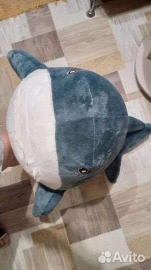 Подушка авокадо и акула