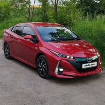 Toyota Prius PHV 1.8 CVT, 2017, 119 000 км, с пробегом, цена 1 920 000 руб.