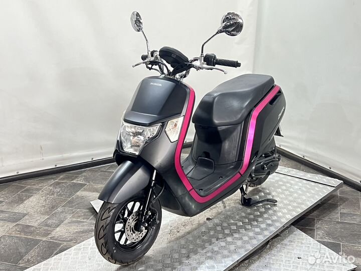 Скутер Honda Dunk