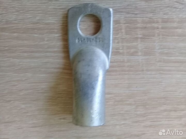 Наконечник на кабель
