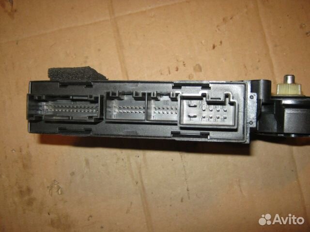 Моторчик стеклоподъемника Touareg I