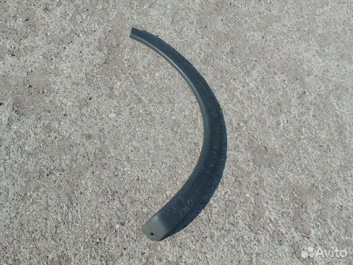 Opel Corsa C молдинг левого крыла