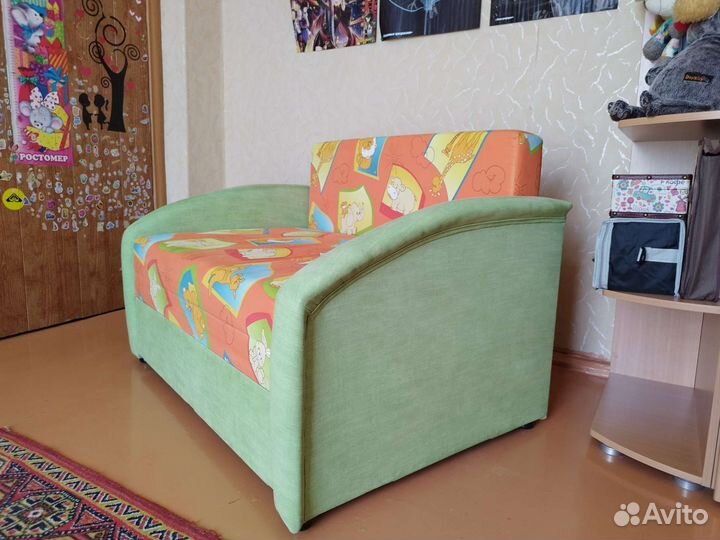 Детский диванчик раскладной б/у