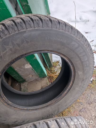 Bridgestone Ice Cruiser 7000 205/70 R15