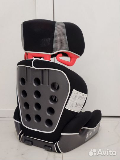 Автомобильное детское кресло от 3 лет