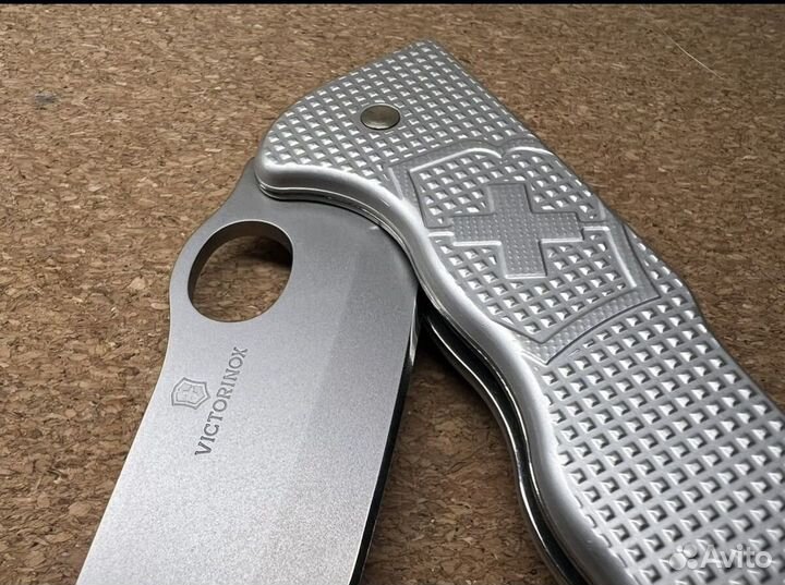 Нож складной victorinox hunter pro