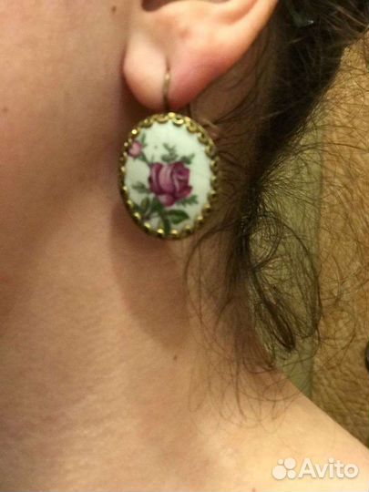 Бижутерия в ассортименте