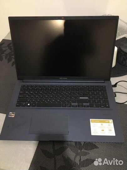 Asus Vivobook 17 M1702QA 5800h/16/512 SSD