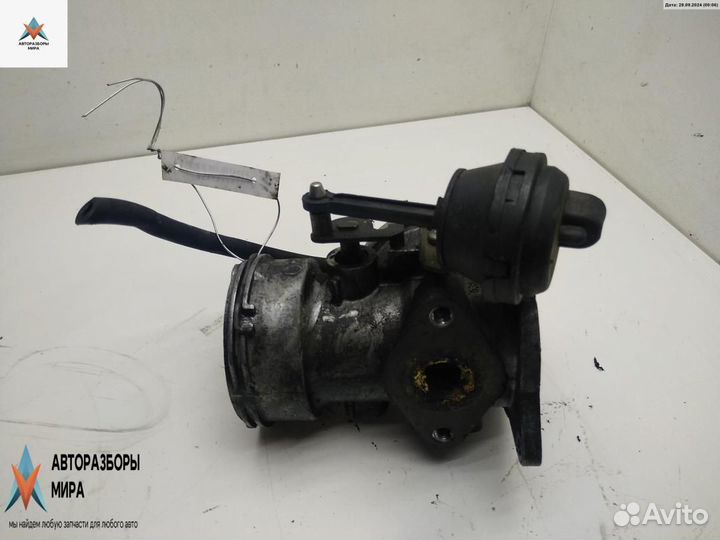 Клапан EGR Volkswagen Sharan рест. 2000 038131501J