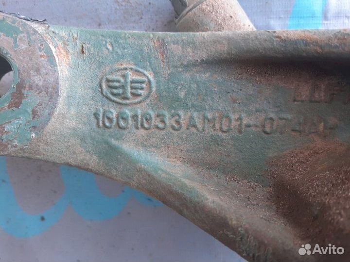 Кронштейн левой передней подвески двигателя Faw J6