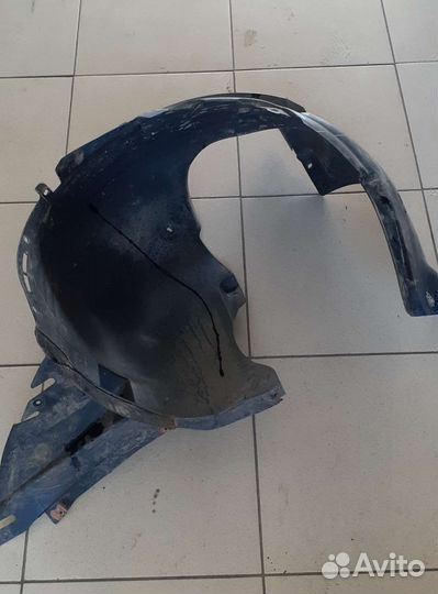 Подкрылок передний левый Volkswagen Polo 6