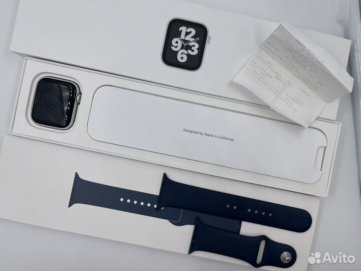 Apple watch SE 44 mm A2352