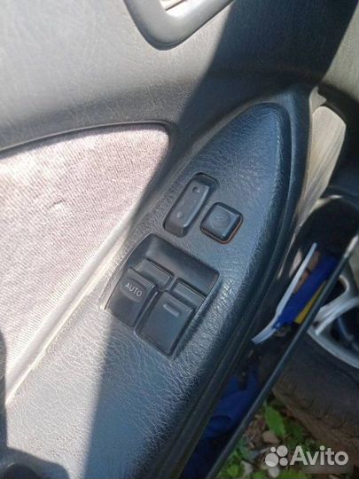 Блок стеклоподъемников Toyota Avensis 2000