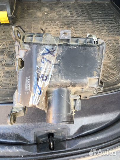 Корпус фильтра Mitsubishi Outlander хl 3л