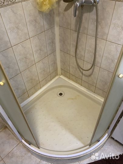 Душевая кабина. душ