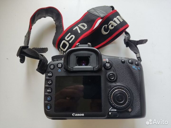 Фотоаппарат Canon EOS 7D Body