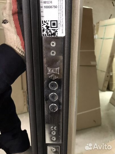 Входные стальные металлические двери S