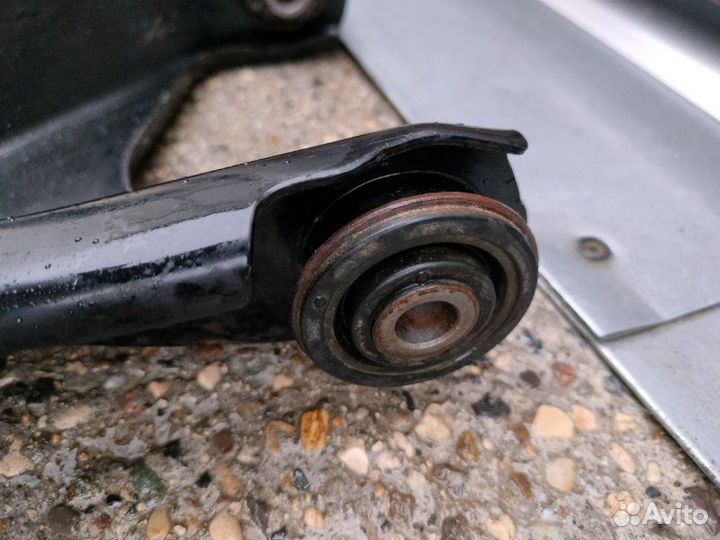 Рычаг подвески передний Renault Logan седан K7J