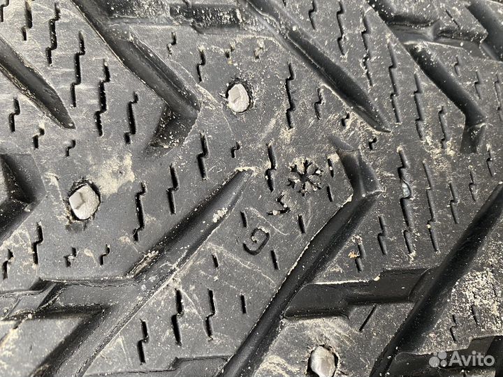 Nokian Tyres Hakkapeliitta 8 SUV 235/60 R18