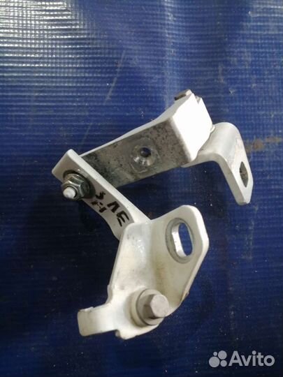 Петля двери задней левой Ford Focus 3