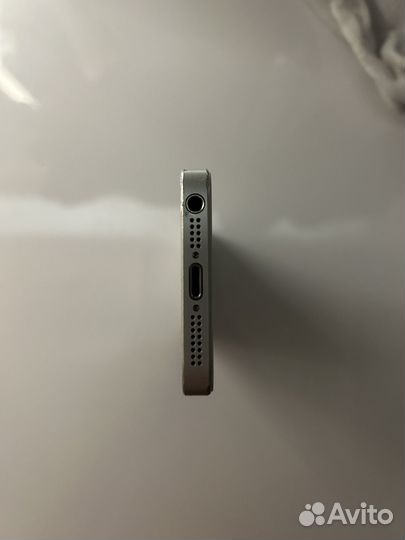 iPhone se 64gb