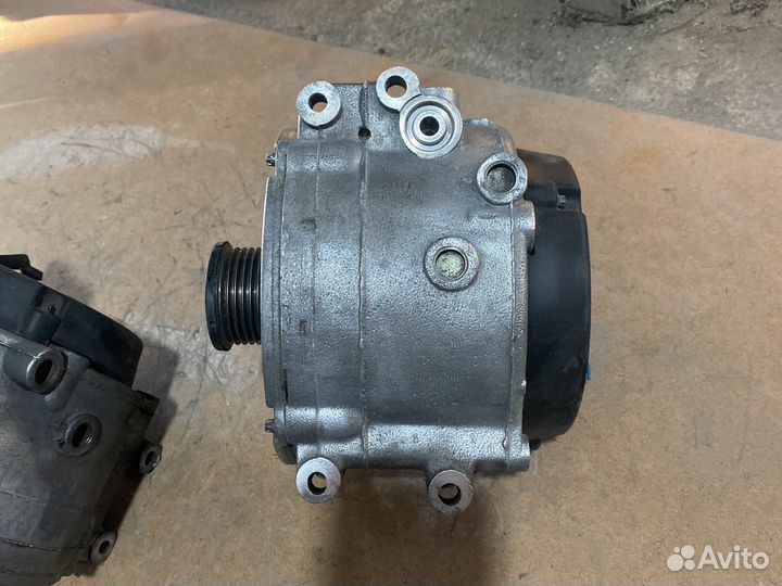 Генератор А0001501750 Mersedes 190А