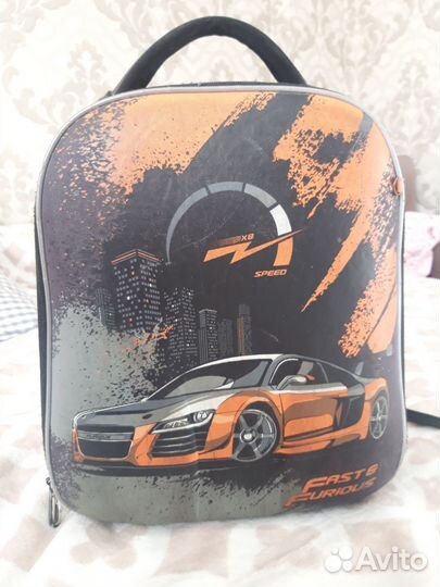 Школьный рюкзак