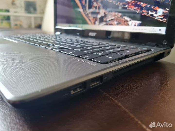 Acer, i3 2350m, 6гб, GT610M, SSD, внешне на 5