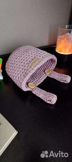 Подвесная корзинка вязаная