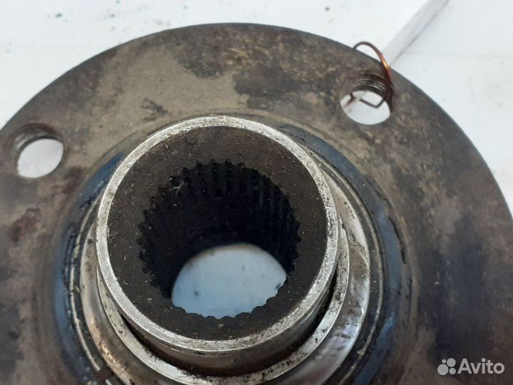 Ступица передняя Audi 80/90 B3 1986-1991