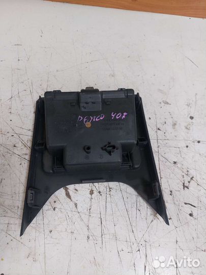 Задняя пепельница Peugeot 407