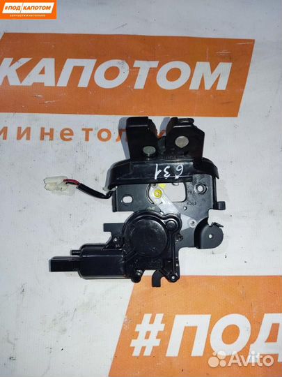 Замок крышки багажника Mazda 3 BK рест. 2008