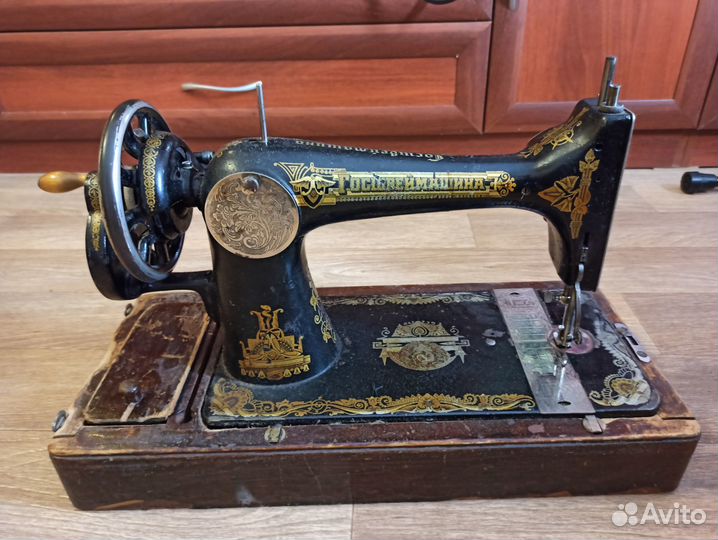 Швейная машина Госшвеймашина