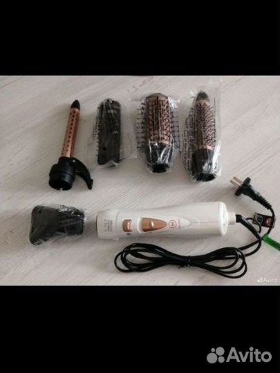 Фен-щетка Bellissima новая