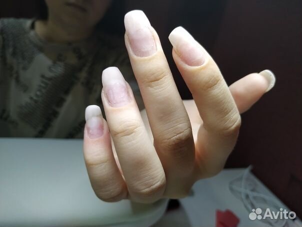 Нужна модель на маникюр