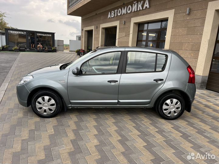 Renault Sandero, 2010