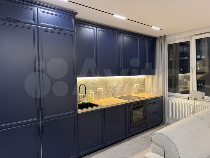 3-к. квартира, 90 м², 13/15 эт.