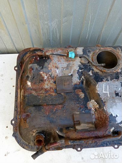 Бак топливный Hyundai Accent седан G4EC 2002