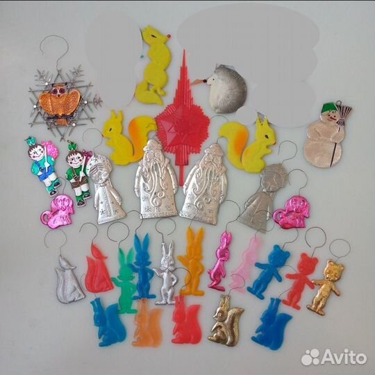 Ёлочные игрушки СССР: колкий пластик и картонаж