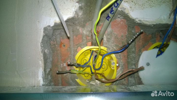 Электрика и сантехника