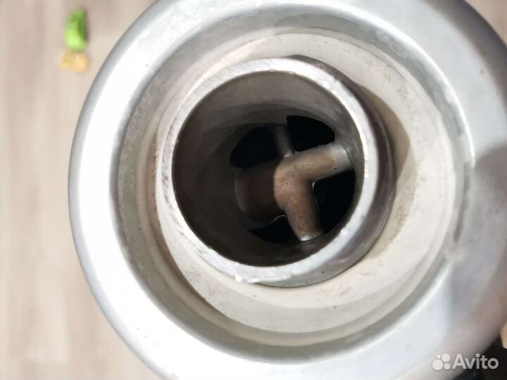 Кофеварка рожковая redmond rcm1502