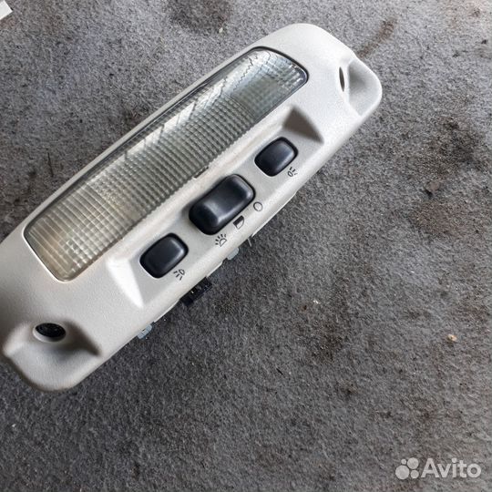 Плафон подсветки салона передний Форд Фокус 2